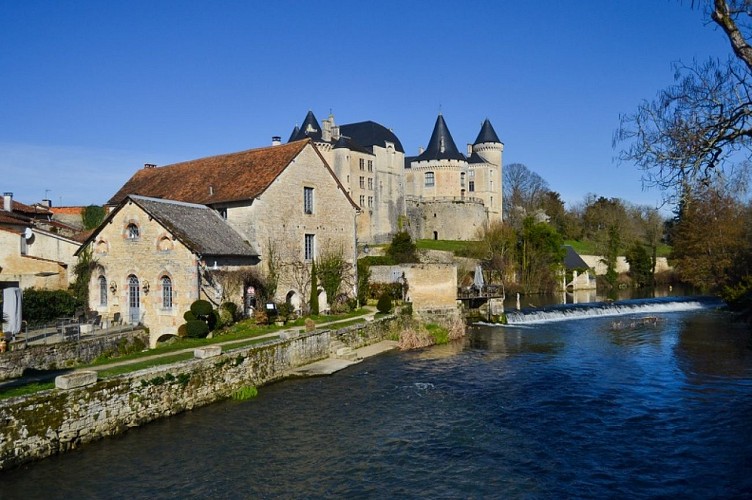 Village de Verteuil sur Charente