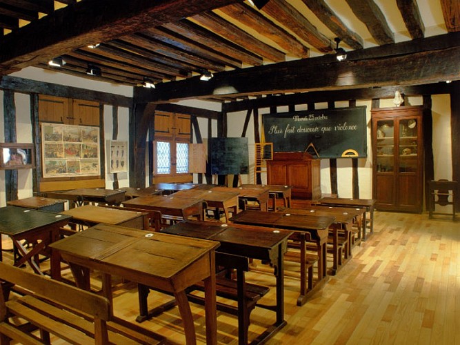 Rouen - Musée National de l'Éducation - Salle de Classe
