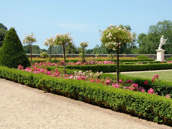 OT-EU Jardin du Chateau (2)