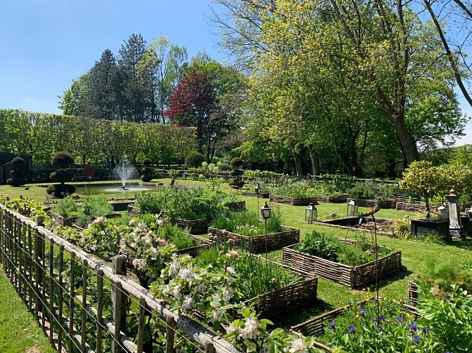 potager-chateau-du-val-darques-st-eustache-2022