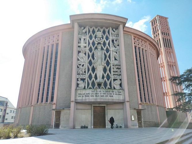 Yvetot_Eglise-Saint-Pierre©YNT_2021