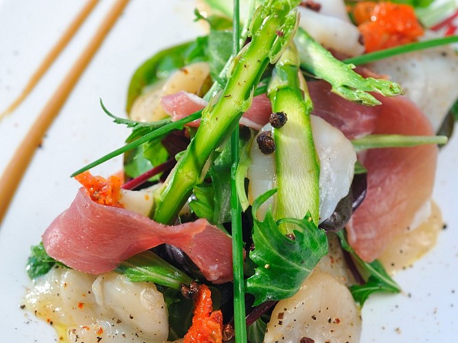 5 La Maison Blanche - La Bouille @ JF. Lange (1200x900)