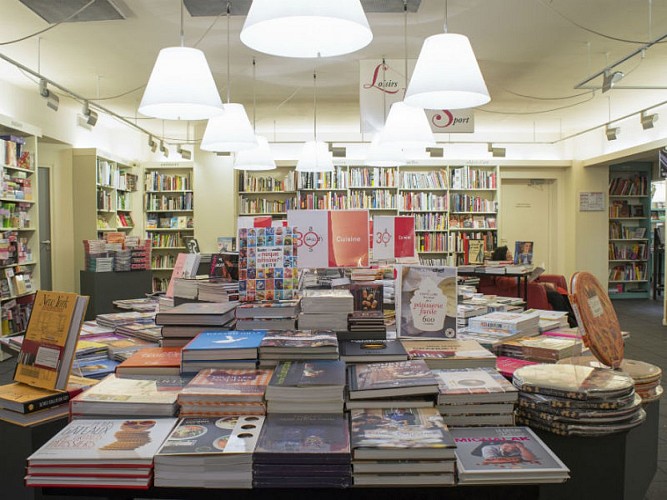 Le Café de la librairie - La Galerne