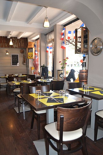 Crêperie-Les-Ptites-Pommes-Clères-Salle