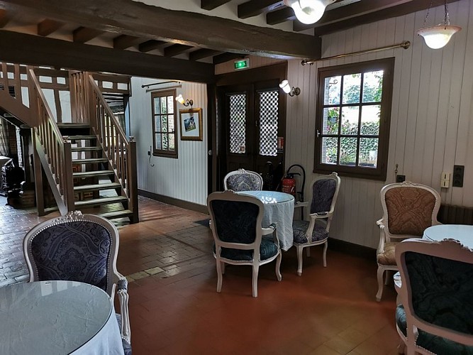 Croix-Mare_Auberge-du-Val-au-Cesne©YNT_10