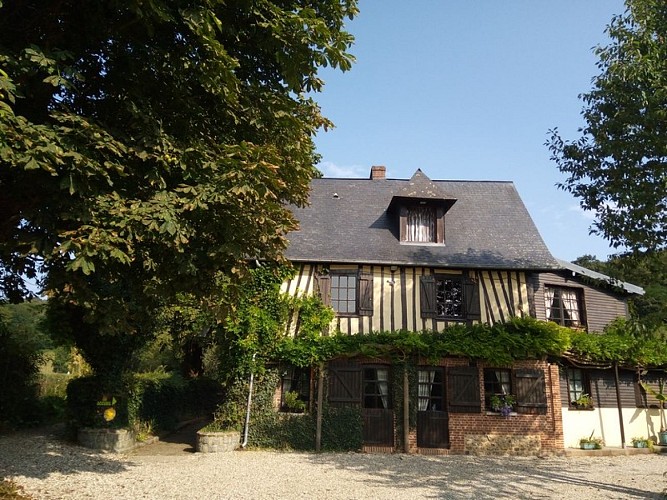 Croix-Mare_Auberge-du-Val-au-Cesne©YNT_6