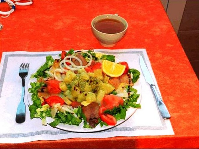 RESTAURANT LE CABESTAN ET SA PLUME - YPORT