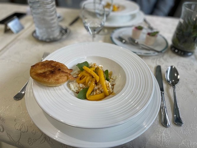 5 Le Resto d'Eugénie - Rouxmesnil-Bouteilles ©CMA-Normandie (800x600)