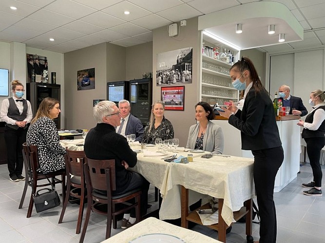 2 Le Resto d'Eugénie - Rouxmesnil-Bouteilles ©CMA-Normandie (800x600)