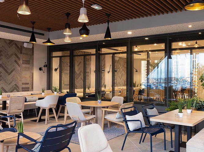 2-Babette-café©Hilton-Garde