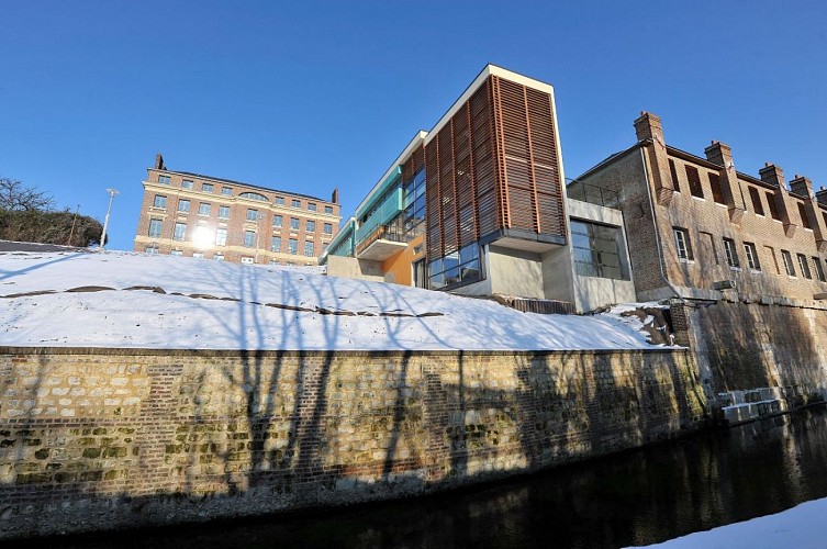 AUBERGE DE JEUNESSE 3