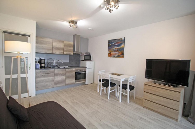 Les Petites Rivailles