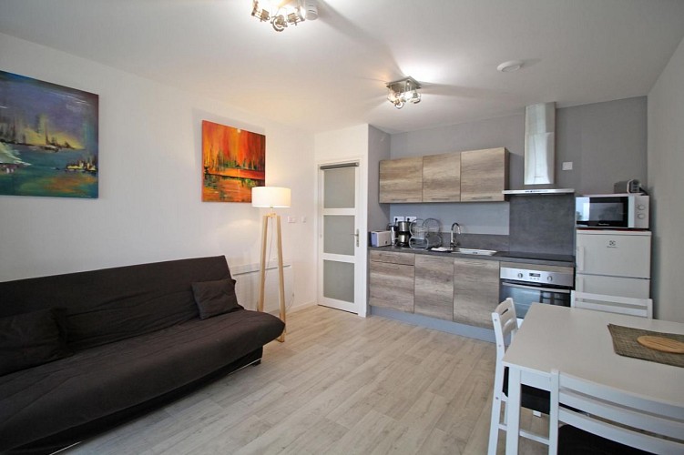 Les Petites Rivailles