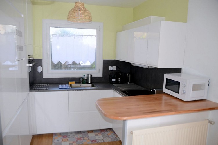 CHARMANT APPARTEMENT 100 M GRANDE PLAGE