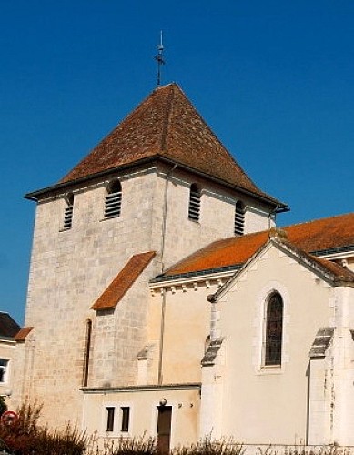 église de Saint Martial d'Artenset rognée