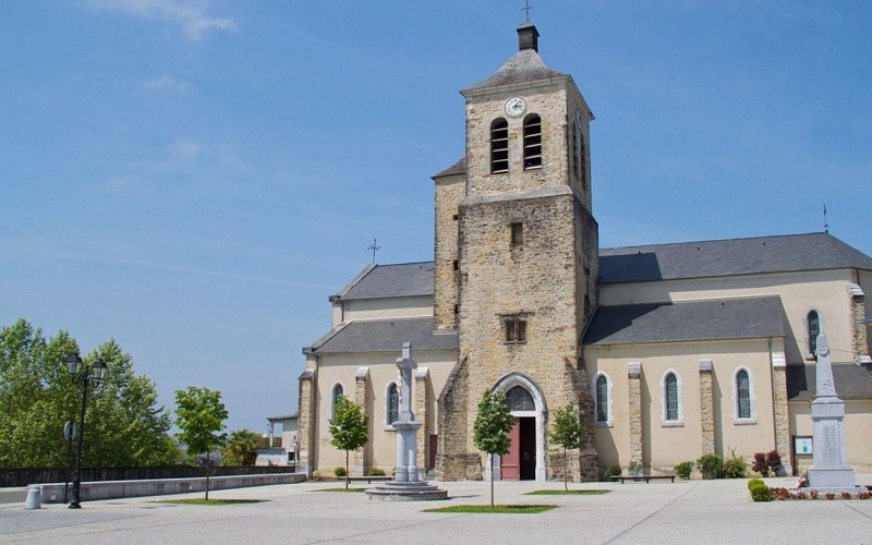 2015 Extérieur église de Coarraze# Eglise#Patrimoine©OTCPN