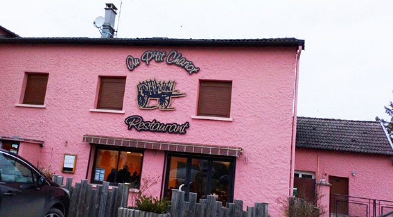 HOTEL-RESTAURANT "AU PETIT CHARIOT"_1