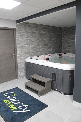 Edward Massage - LibertyGym