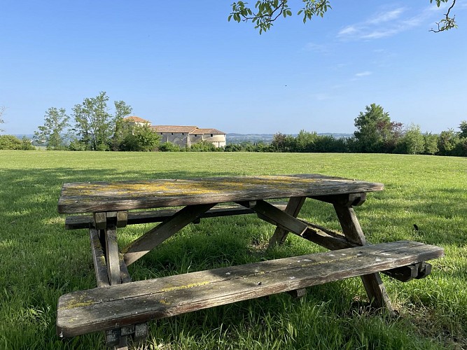 Pujols©Office de Tourisme Castillon-Pujols_CM 2023  (2)