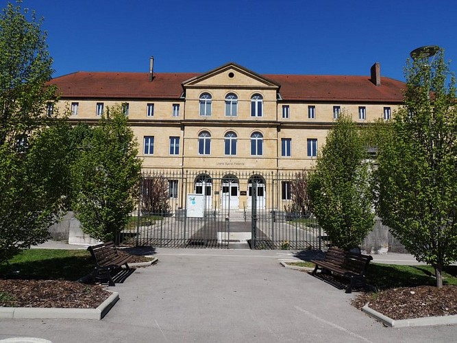 Collège Philippe Grenier