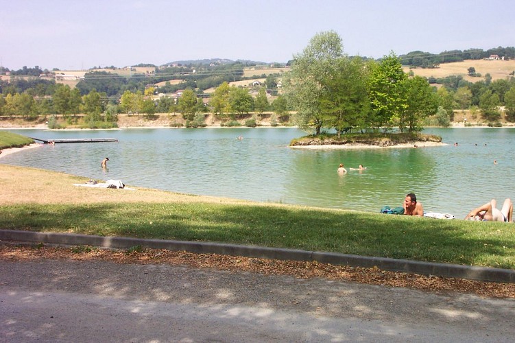 Leisure base "O' lac" : outdoor & water activities
