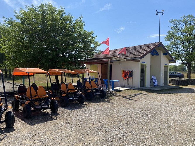 Leisure base "O' lac" : outdoor & water activities