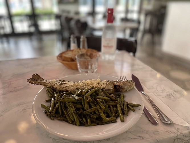 truite aux amandes, haricots verts