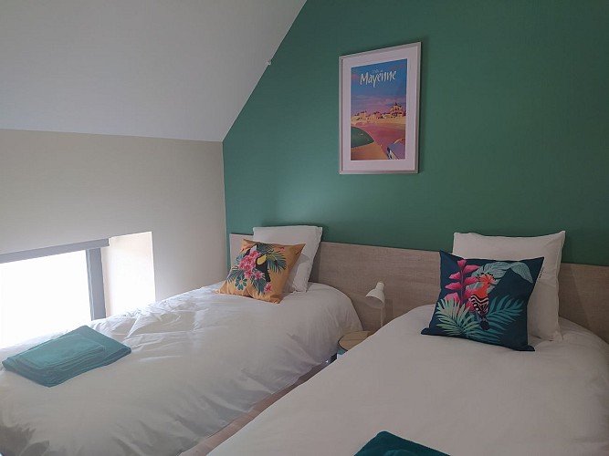 LE LOGIS DES VALLÉES, 6/7 PERS AVEC PISCINE ET SAUNA