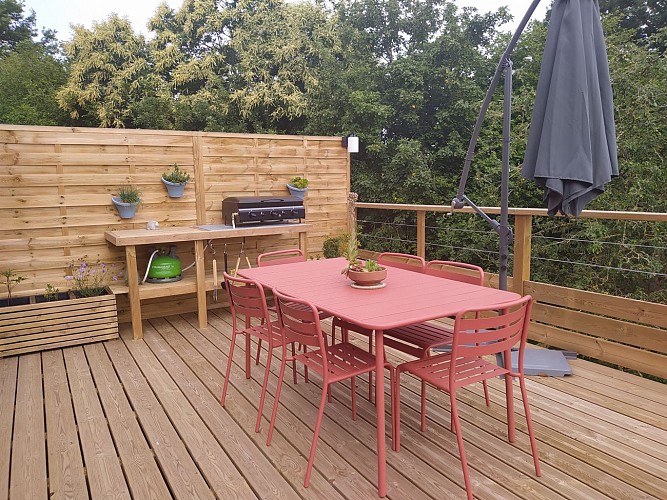 LE LOGIS DES VALLÉES, 6/7 PERS AVEC PISCINE ET SAUNA