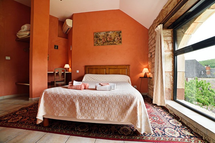 chambre d'hôtes-clos marnis-turenne-sourzat-chambre 1@ romman ramshorn