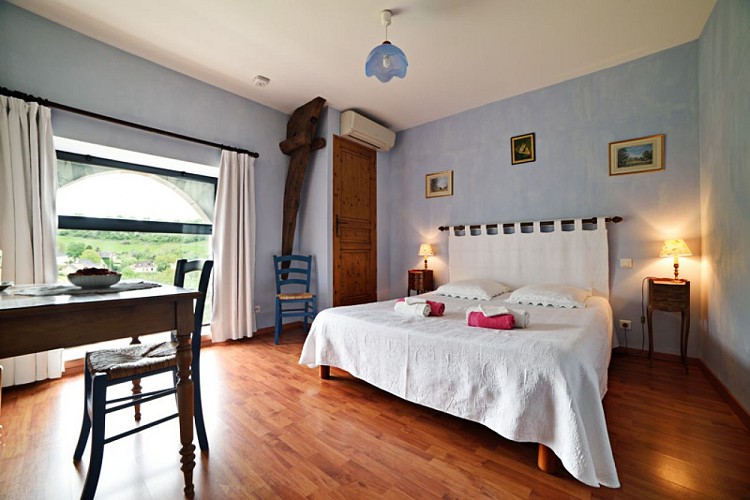 chambre d'hôtes-clos marnis-turenne-sourzat-chambre 4@ romman ramshorn