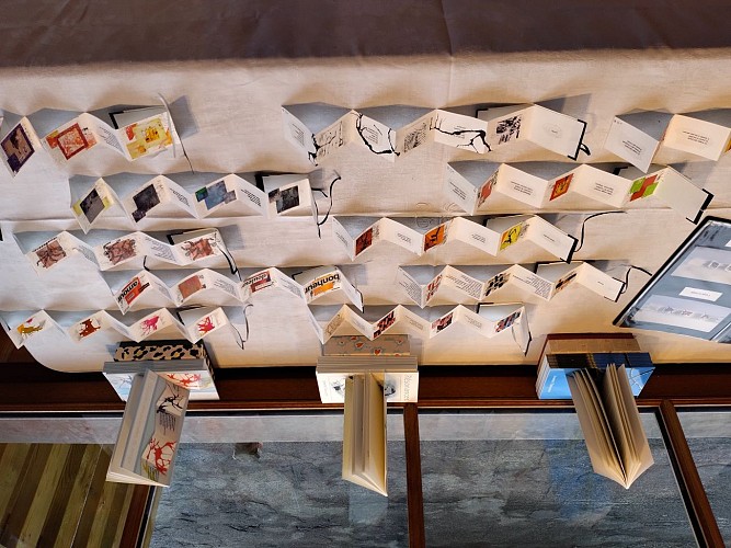 Cabane des arts intérieur 1