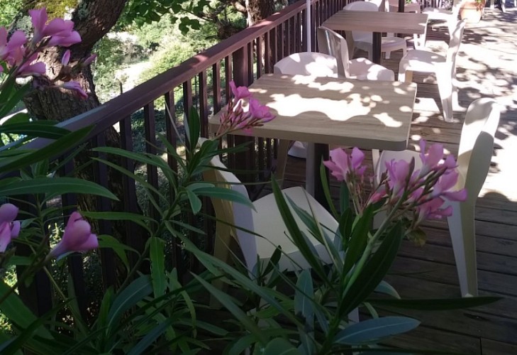 Crêperie de la Gartempe terrasse_3