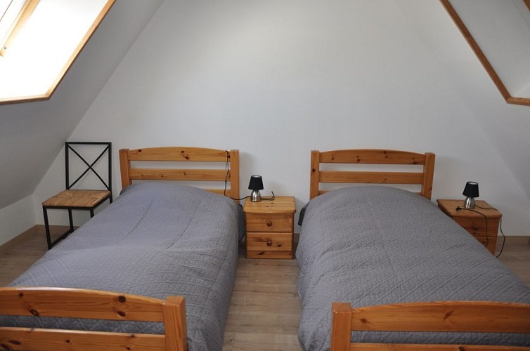 chambre 2 lits de 90 à l'étage