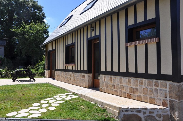 HLO_neville_a-la-rose©langlois-2023 (3)