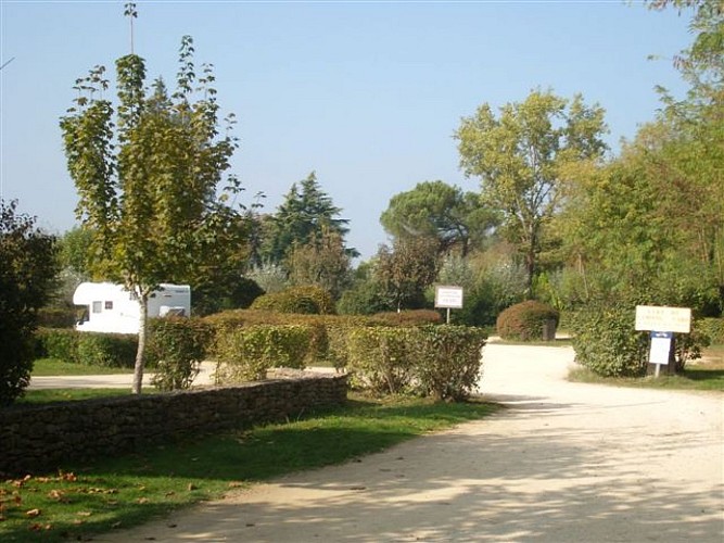 Les Eyzies - Aire de camping-cars