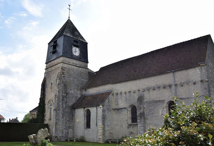 Aulnay-la-riviere-eglise