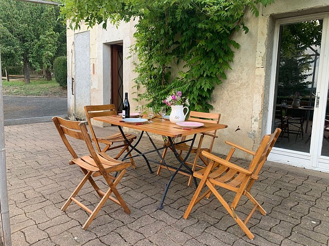 La maison des coteaux - terrasse