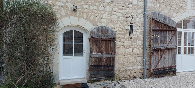 Entrée particulière de la chambre d'hôtes_2