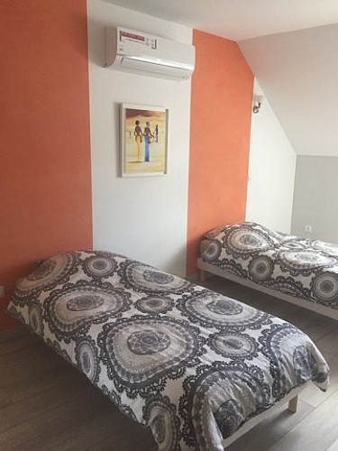 CHAMBRE ORANGE