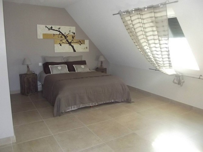 chez_severine_ch_dhotes_chambre