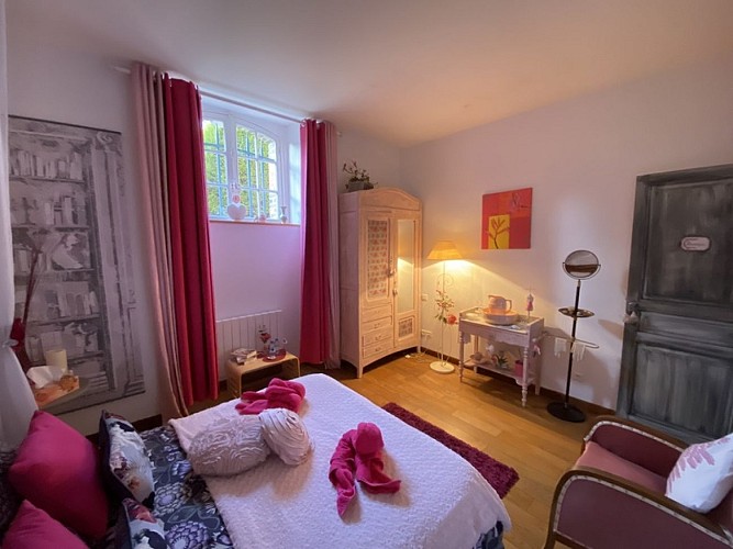 HLO-CH-La vie de chateau Rivaulde Salbris - chambre 4 romantique 3