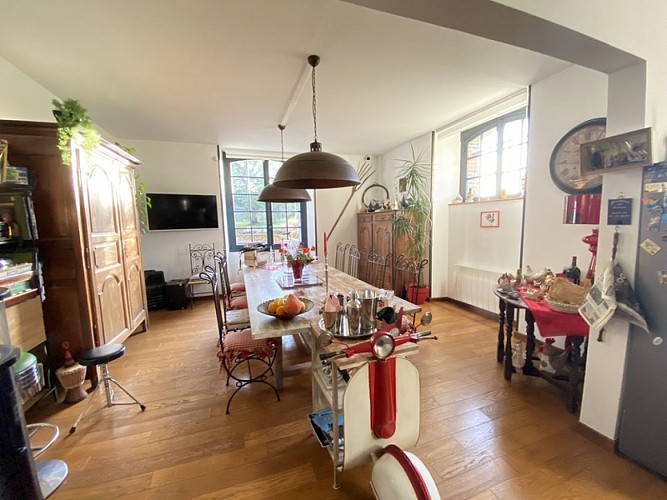 HLO-CH-La vie de chateau Rivaulde Salbris - pieces communes - 3