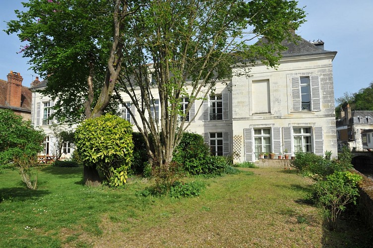 Vendôme au bord du Loir