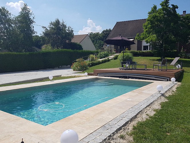 tourisme-sologne-chambres d'hotes-chatres sur cher-chez nini-piscine famille