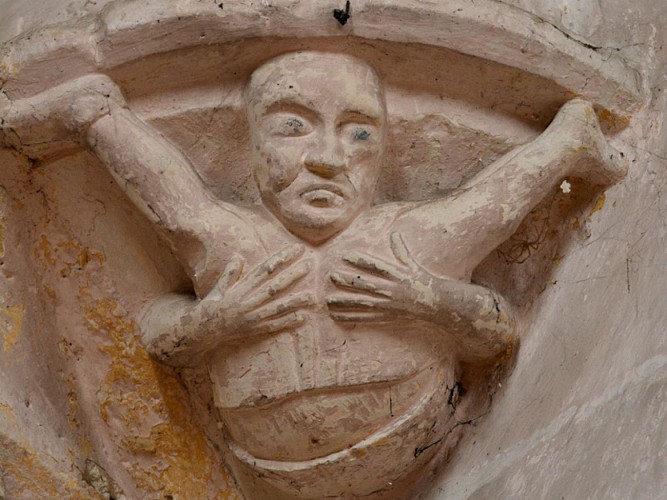 sologne_eglise_villefranche_chapiteau1