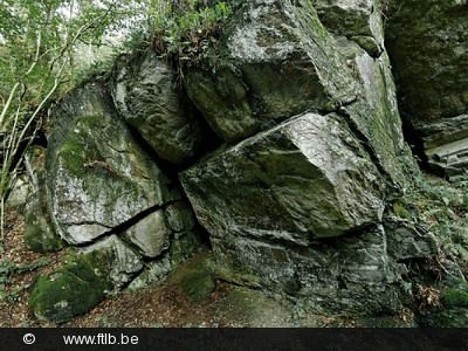 Die Legende des Felsen der Nutonzwerge