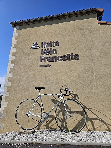 Halte Vélo Francette
