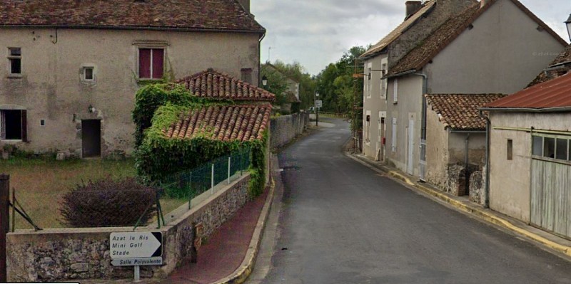 Aire de pique-nique - Stade de Bourg-Achambault