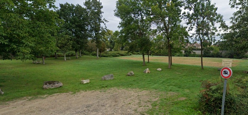 Aire de pique-nique - Pont de Jouhet